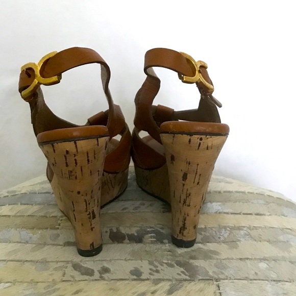CHLOE Collection Wedge Cork Sandal - Picture 6 of 8